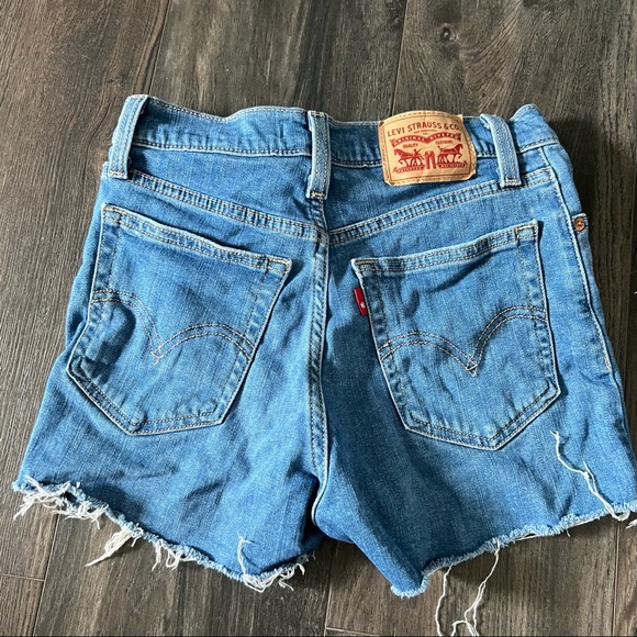 Levi's Pants - Levi’s Light denim shorts